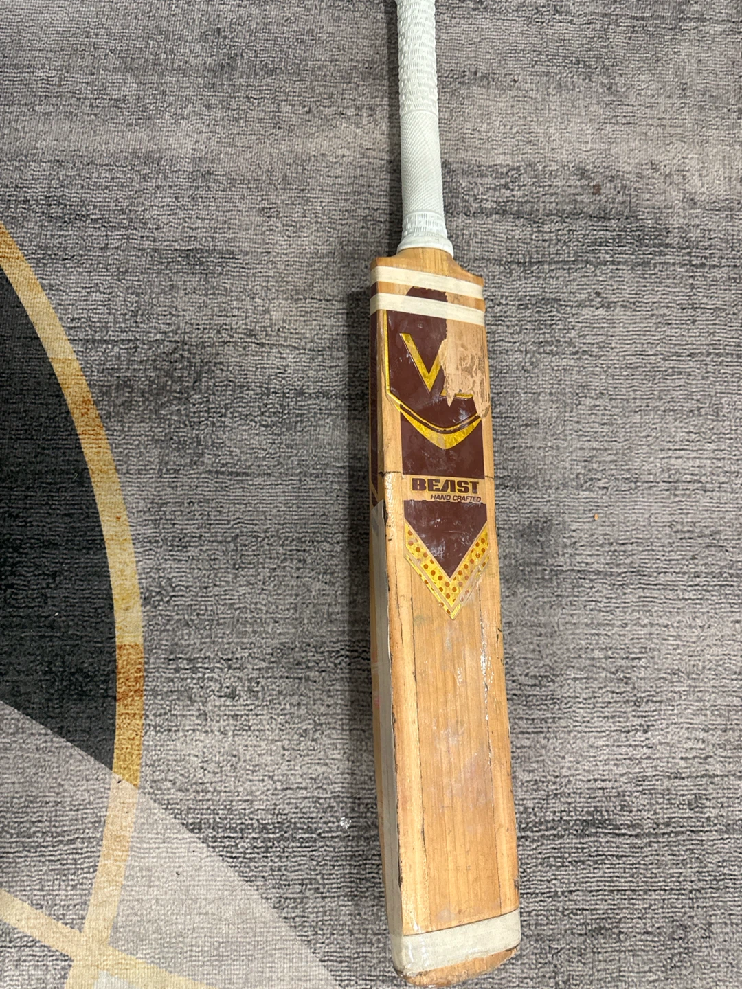 Beast Hand Crafted Cricket Bat