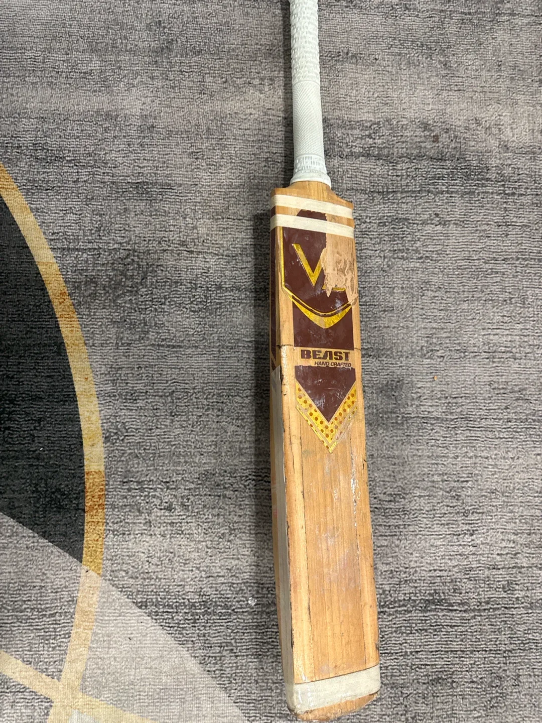 Beast Hand Crafted Cricket Bat