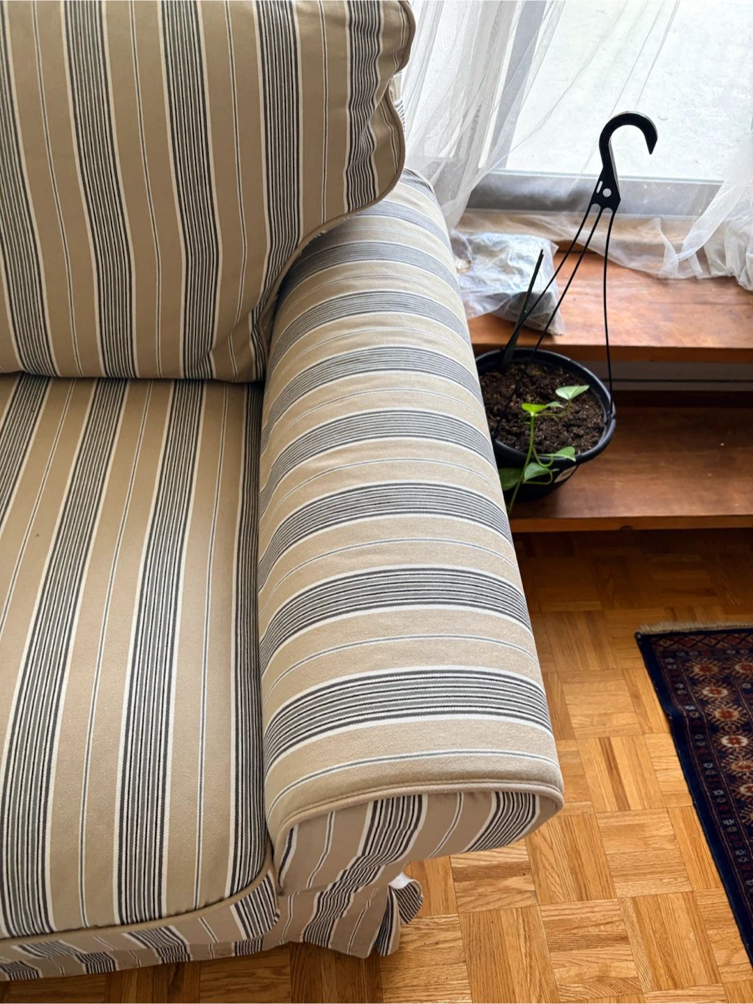 3 seat couch - photo 2