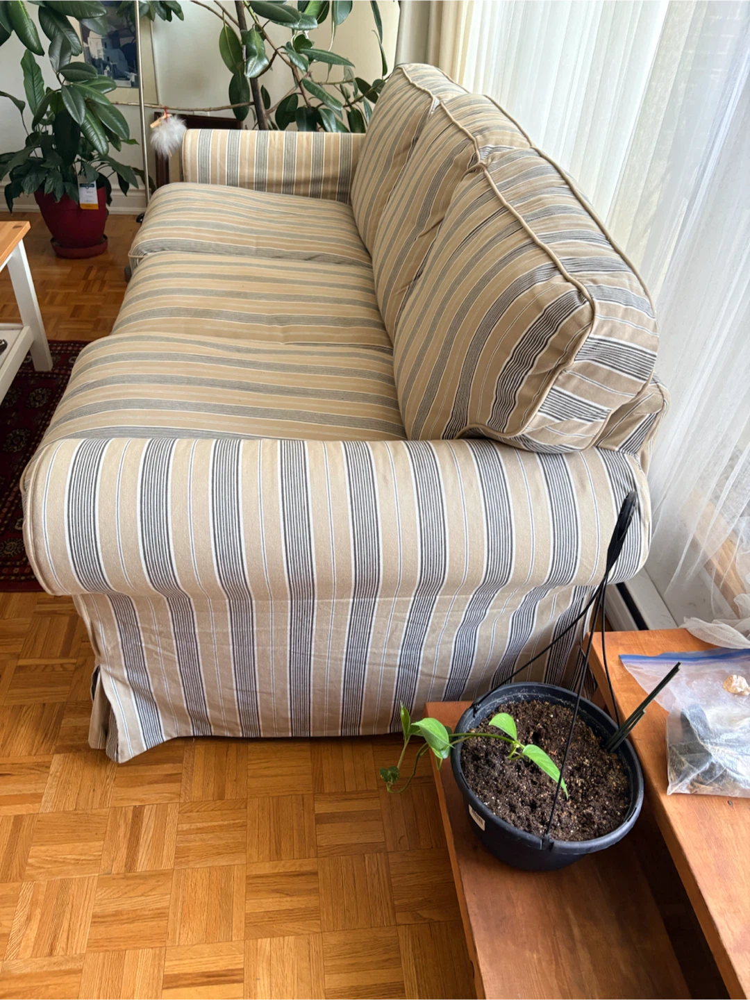 3 seat couch - photo 3