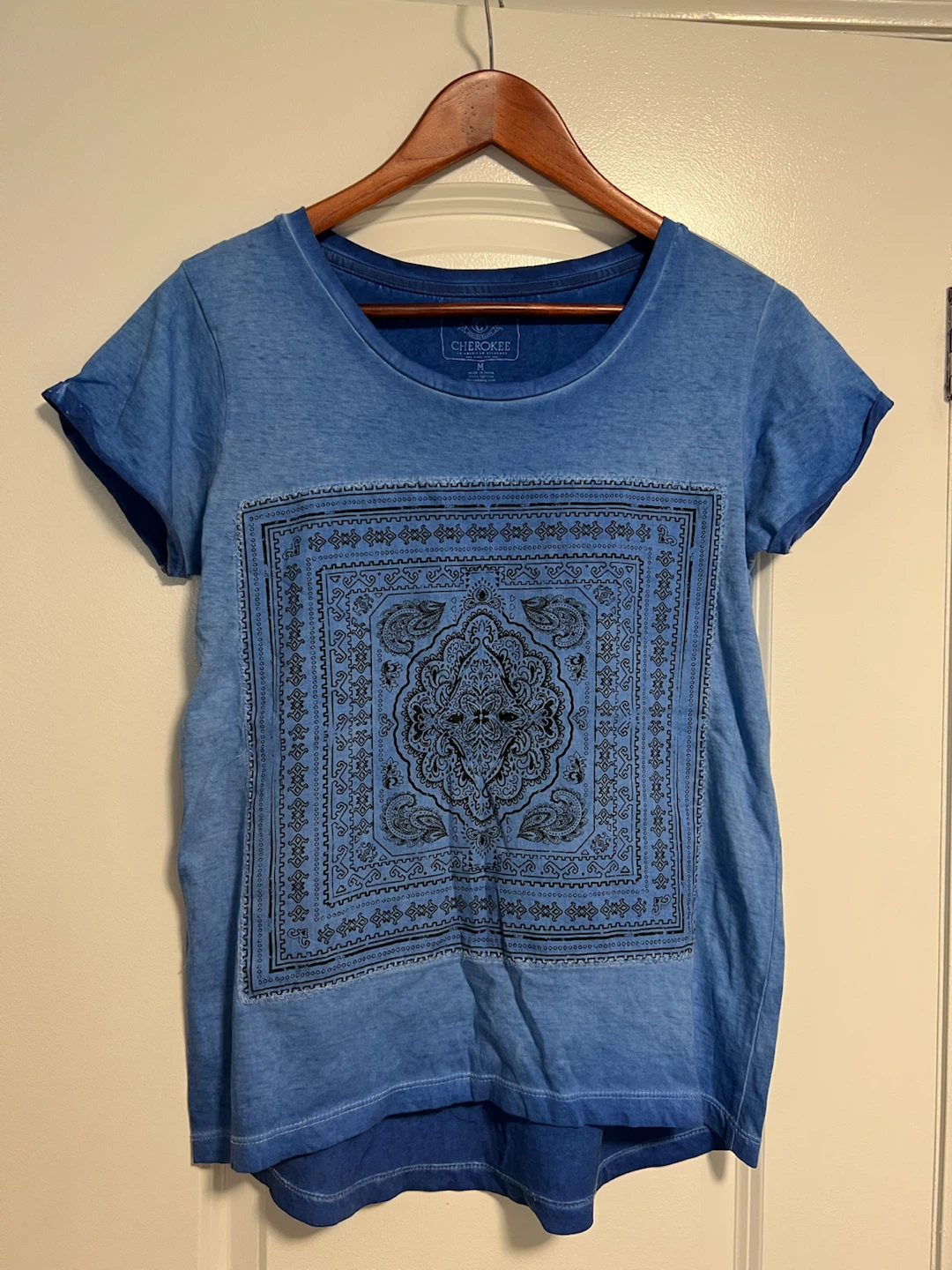Women’s T-shirt size Medium
