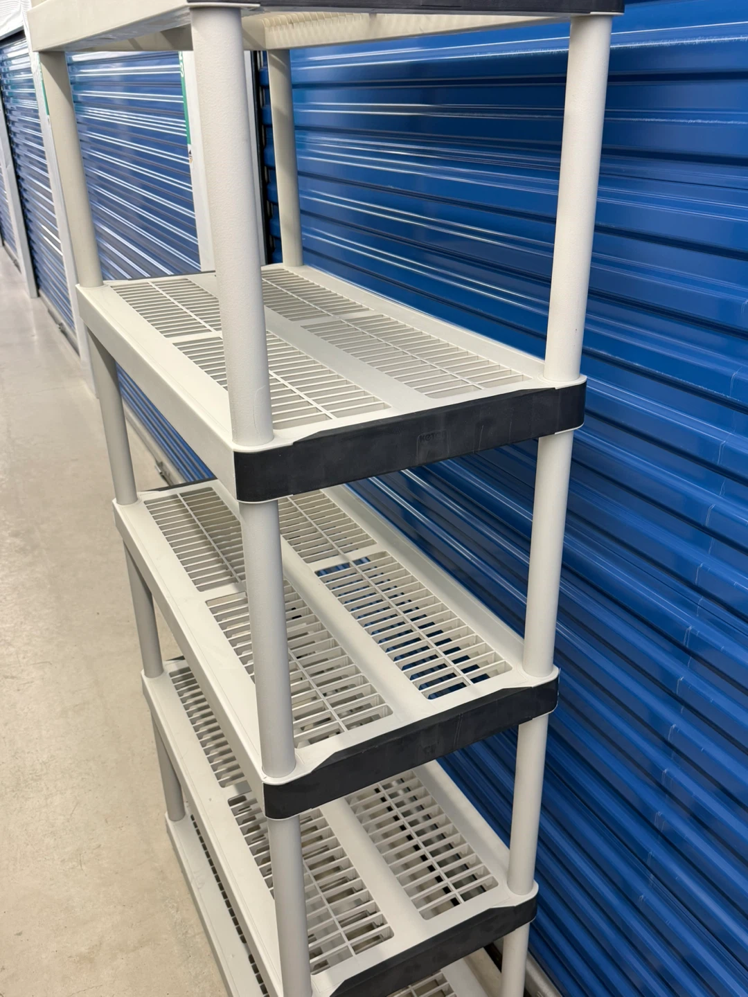 5-Tier Plastic Shelving Unit - photo 4