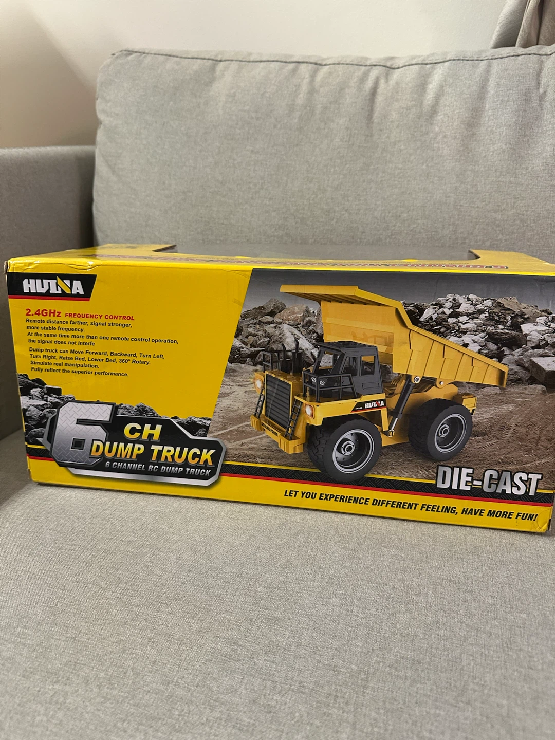 1:18 6 Channel RC Dump Truck - photo 3