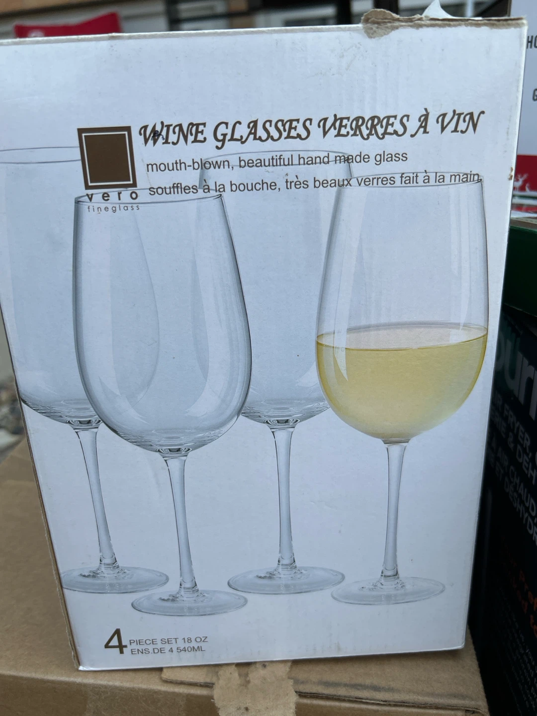 Vero Fineglass Wine Glasses - Set of 4