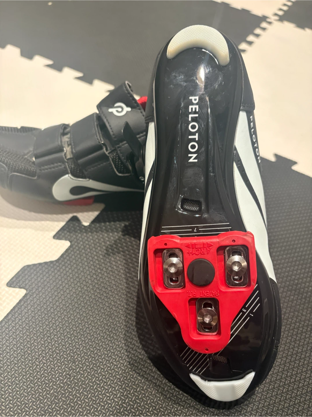 Peloton shoes size 8-8.5 euro 39 - photo 2