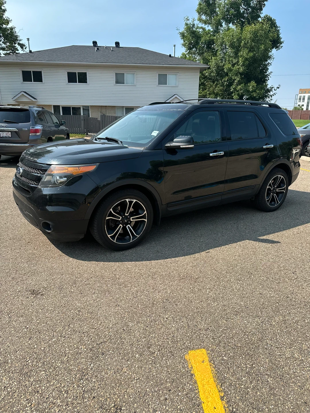 2014 Ford Explorer Sport AWD  | Twin Turbo | Extra Tires - photo 4