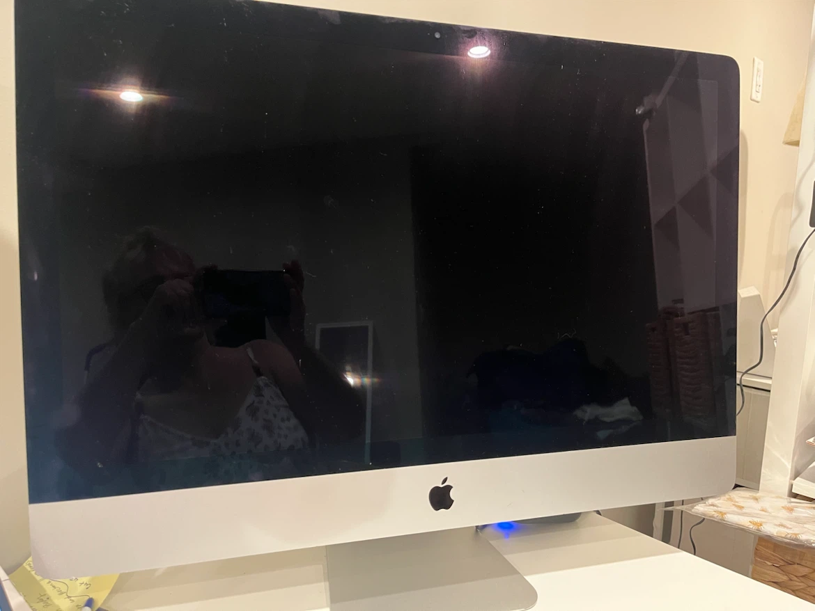 27” IMAC late 2014 5k resolution. Perfect condition!!