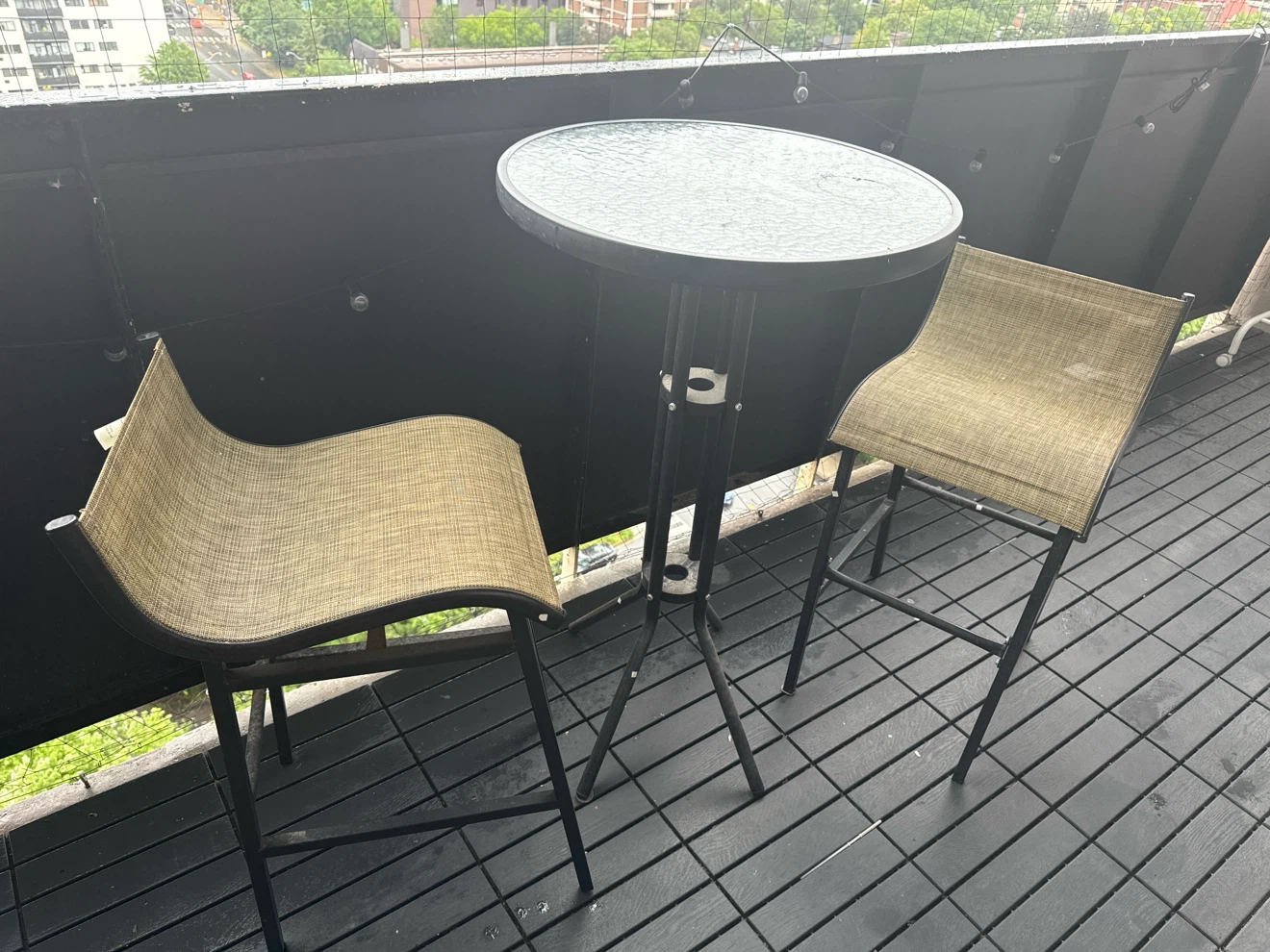 Glass top bistro set with two bar stools - photo 2