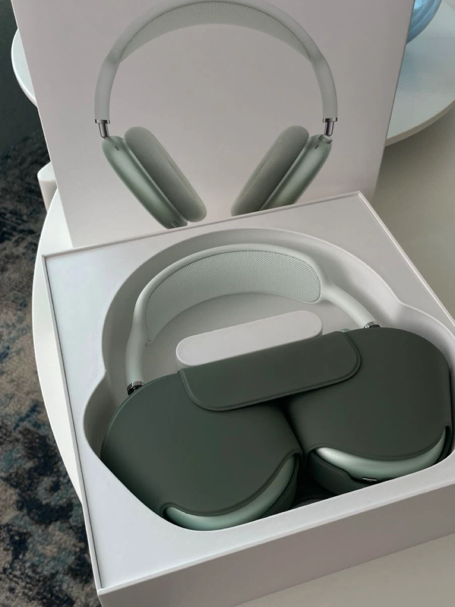 Apple AirPods Max Headphones - Green