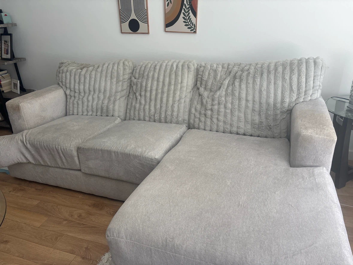 Bobs Couch