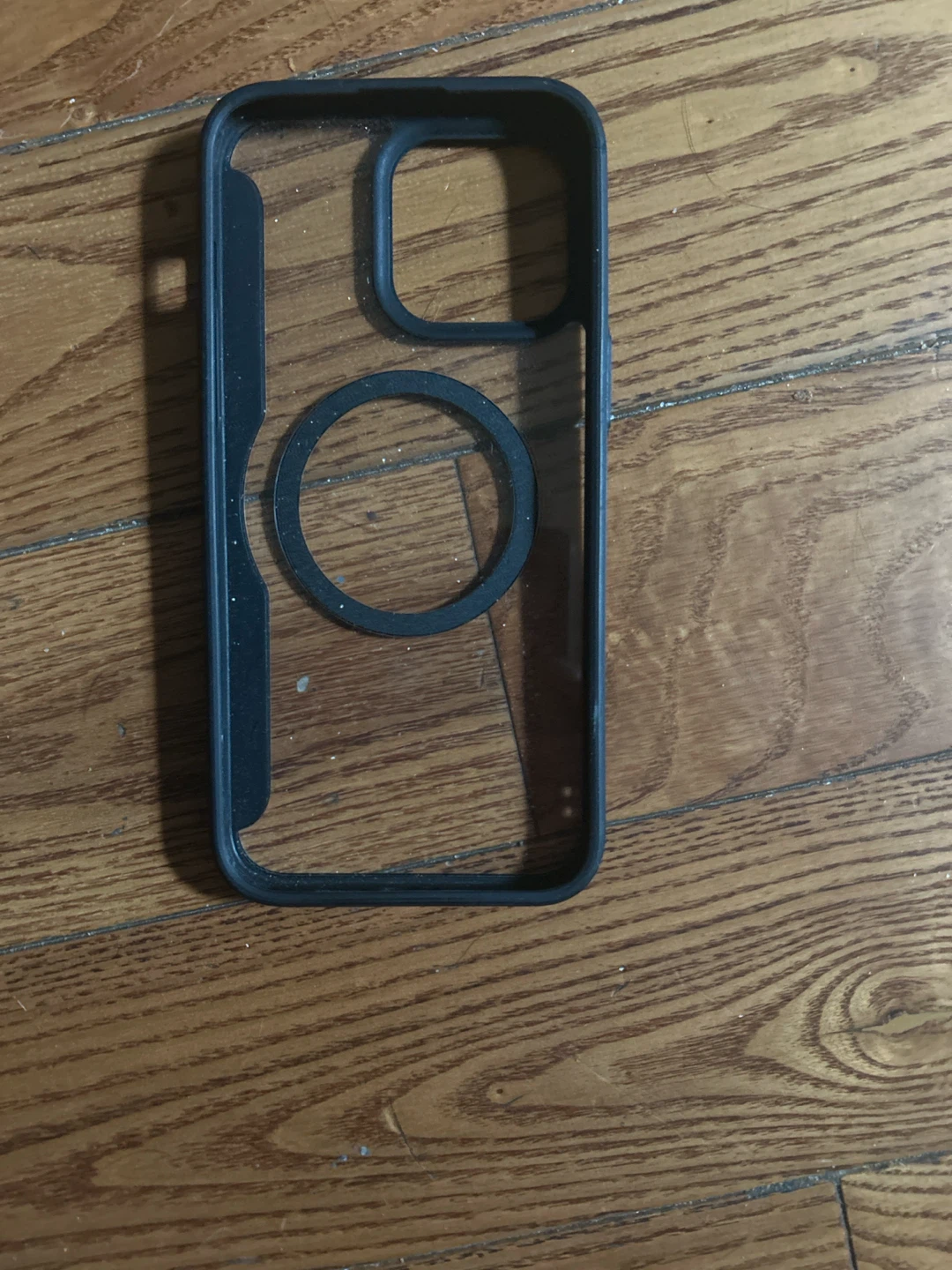 Clear protective case with MagSafe ring