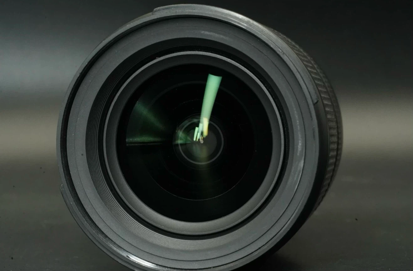 Tamron 17-28mm F2.8 Sony E Mount - photo 4