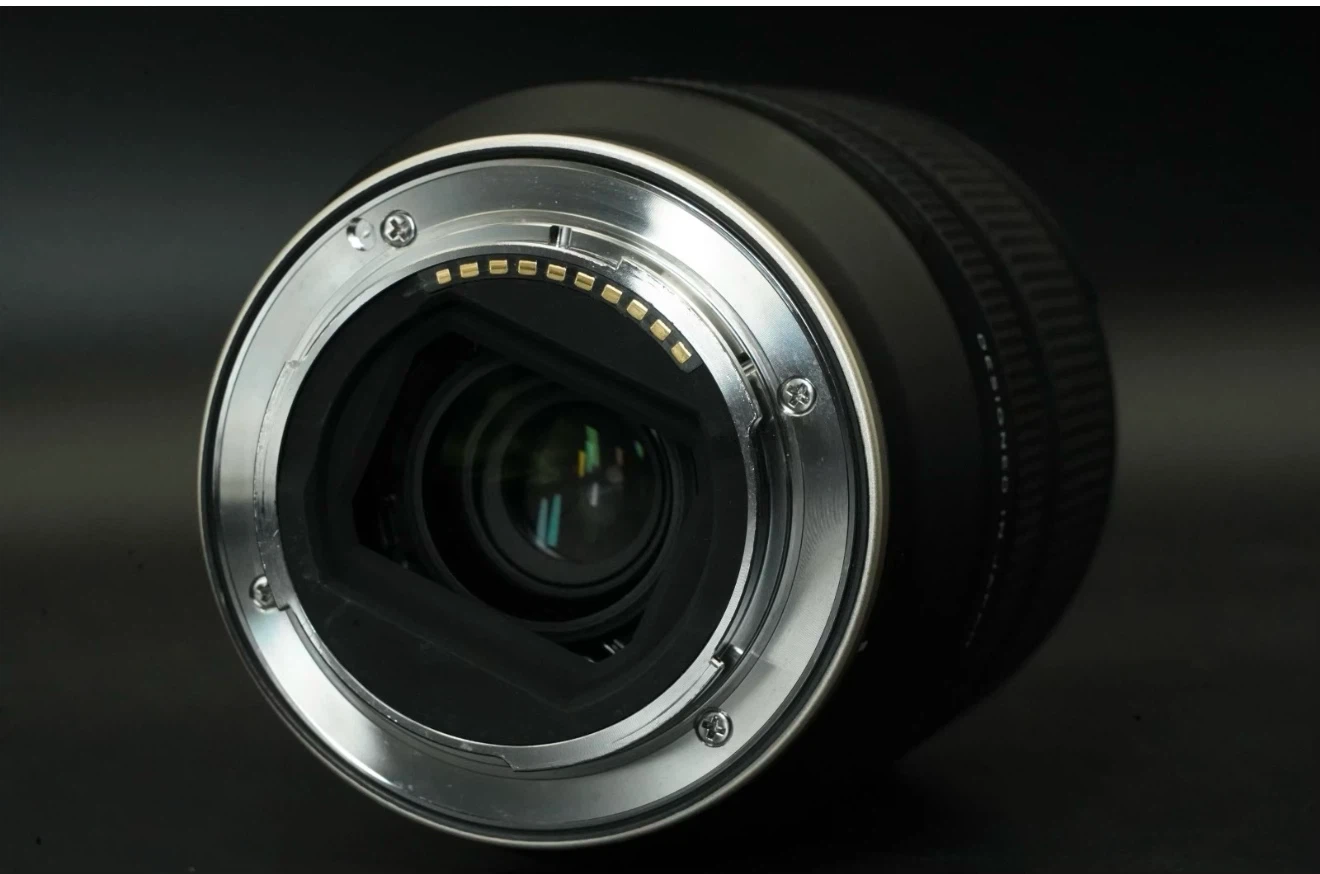 Tamron 17-28mm F2.8 Sony E Mount - photo 5