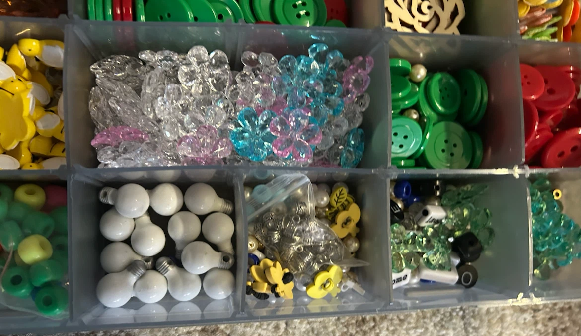 Craft Supply Organizer with Buttons and Beads - photo 4
