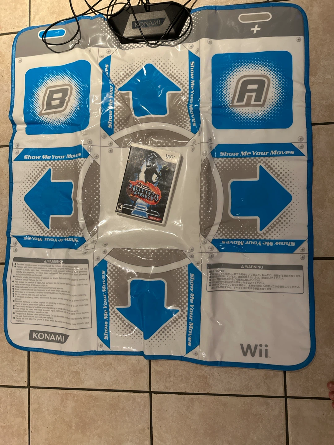 Konami Dance Dance Revolution Hottest Party Dance Mat for Wii