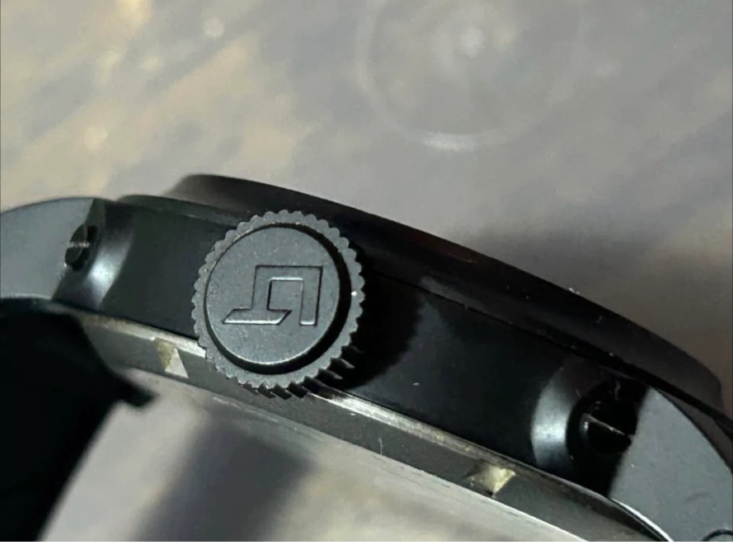 LUM-TEC 600M-1 Automatic Dive Watch (Near Mint) - photo 4