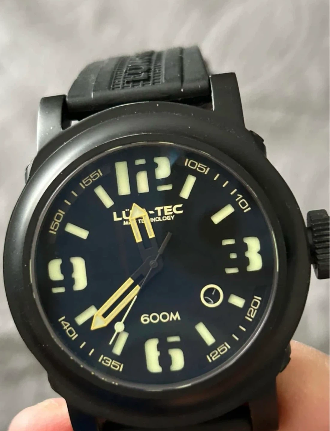 LUM-TEC 600M-1 Automatic Dive Watch (Near Mint)
