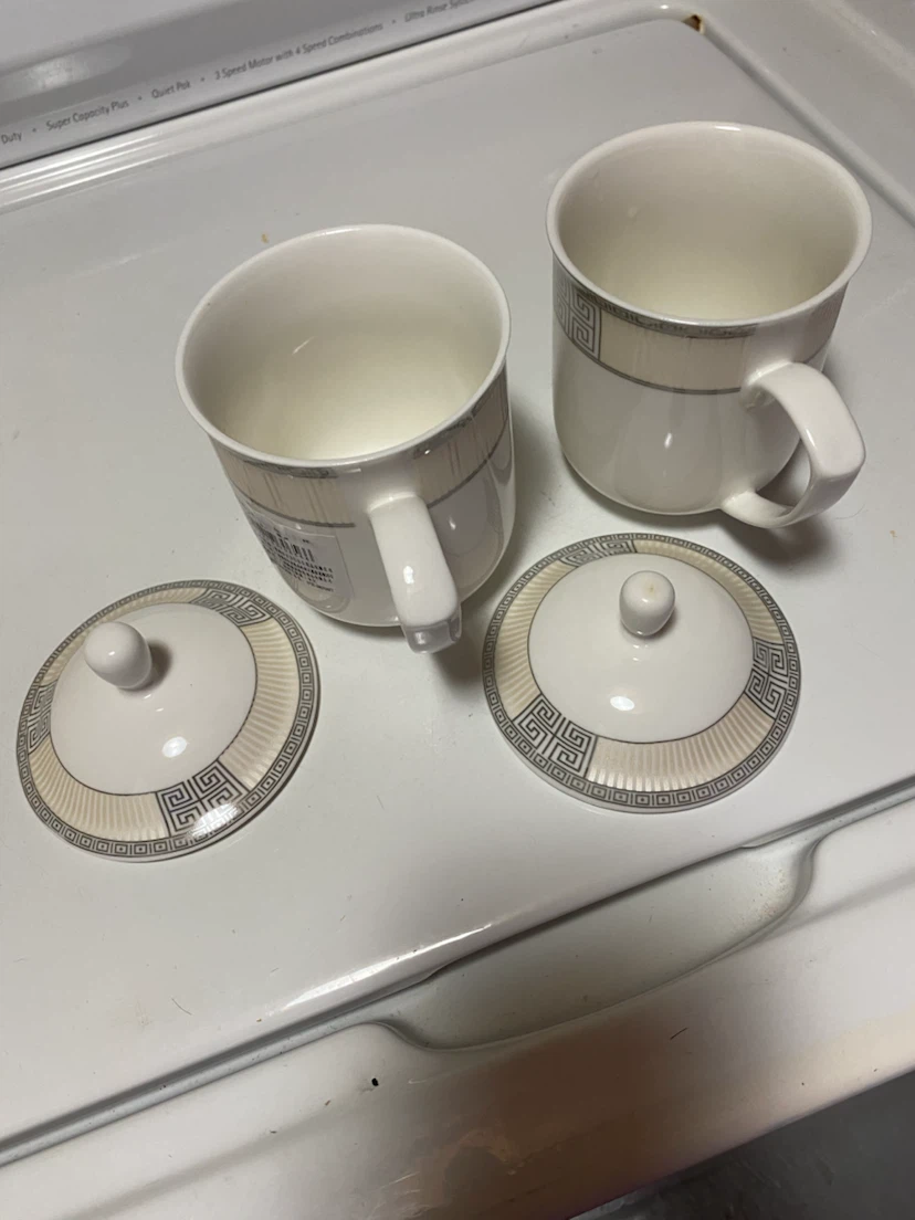 Set of 2 Mugs with Lids - photo 2
