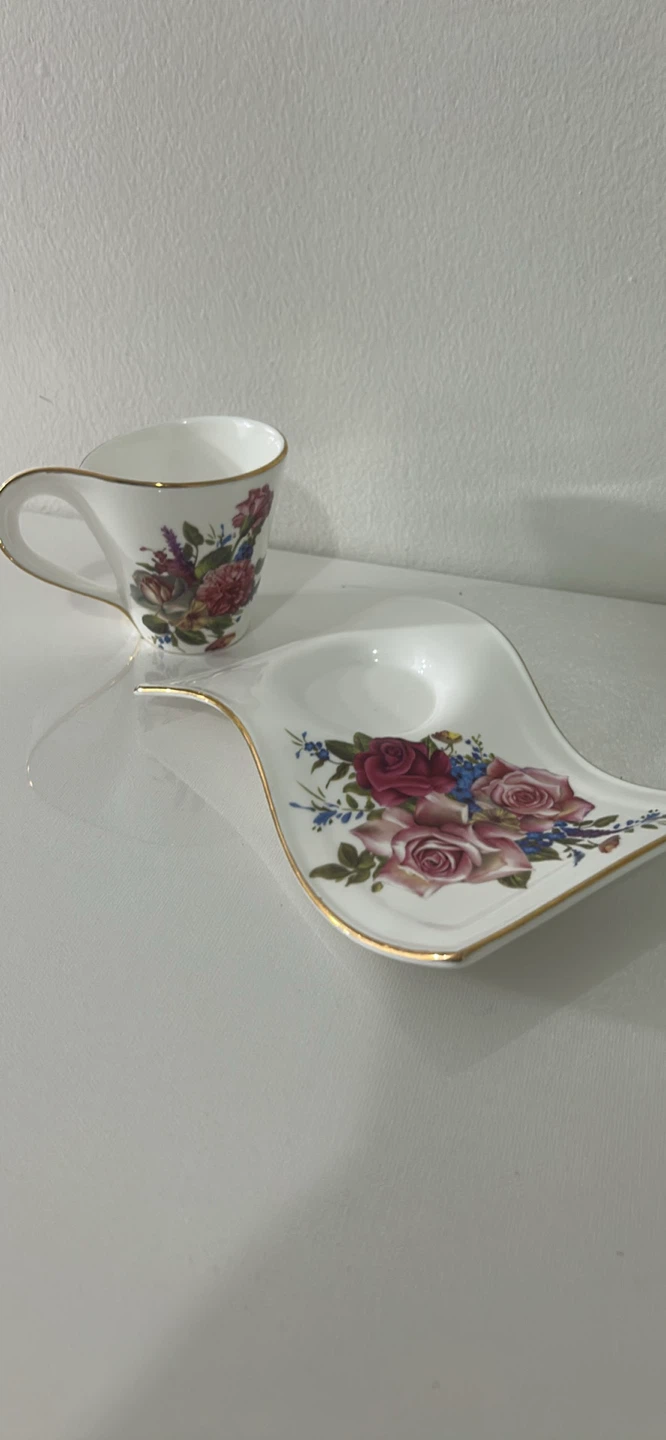 TEAOPiA Rose Floral Cup and Saucer Set