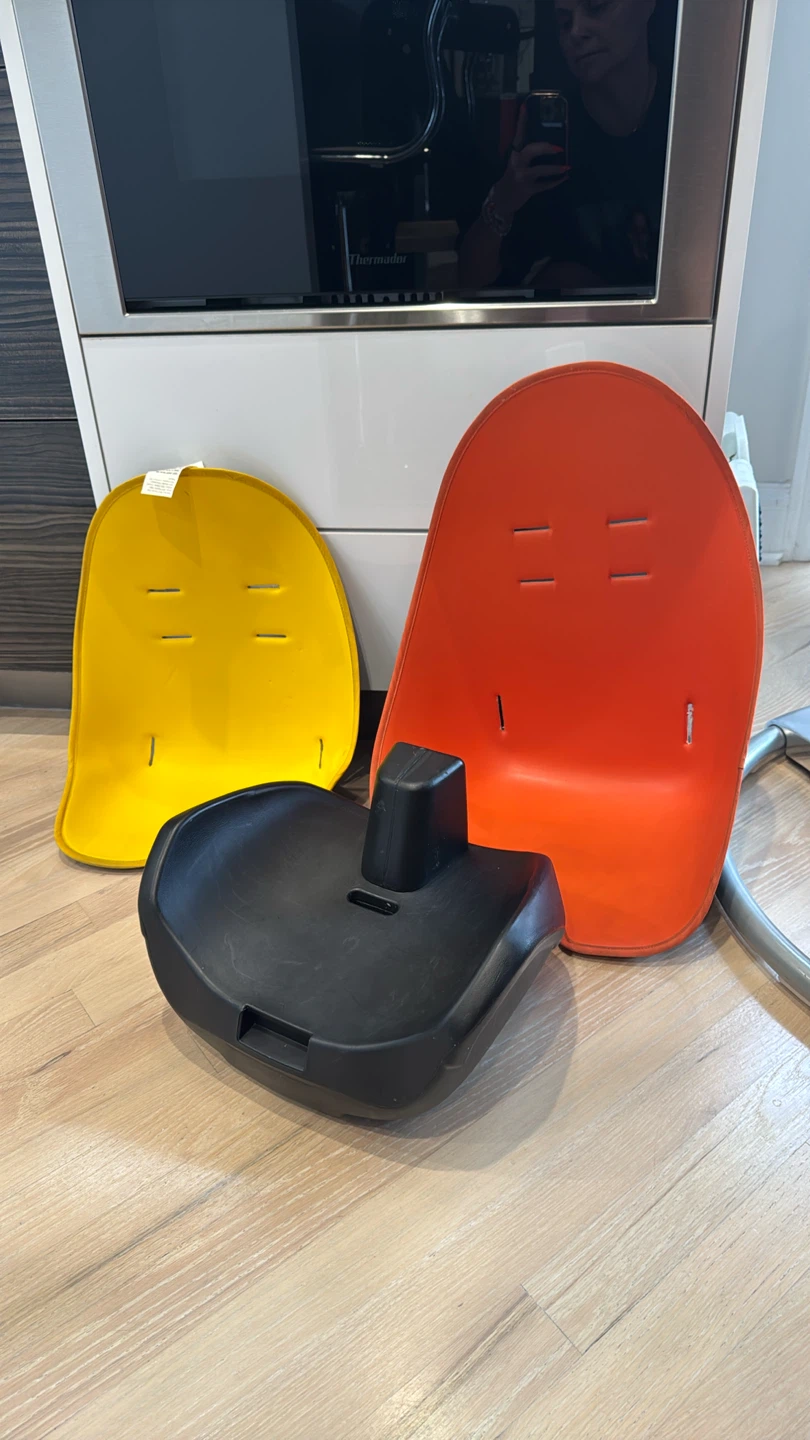 Bloom High Chair with Orange and Yellow Inserts - photo 2