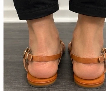 ALDO Women's Tan Leather Sandals - photo 4