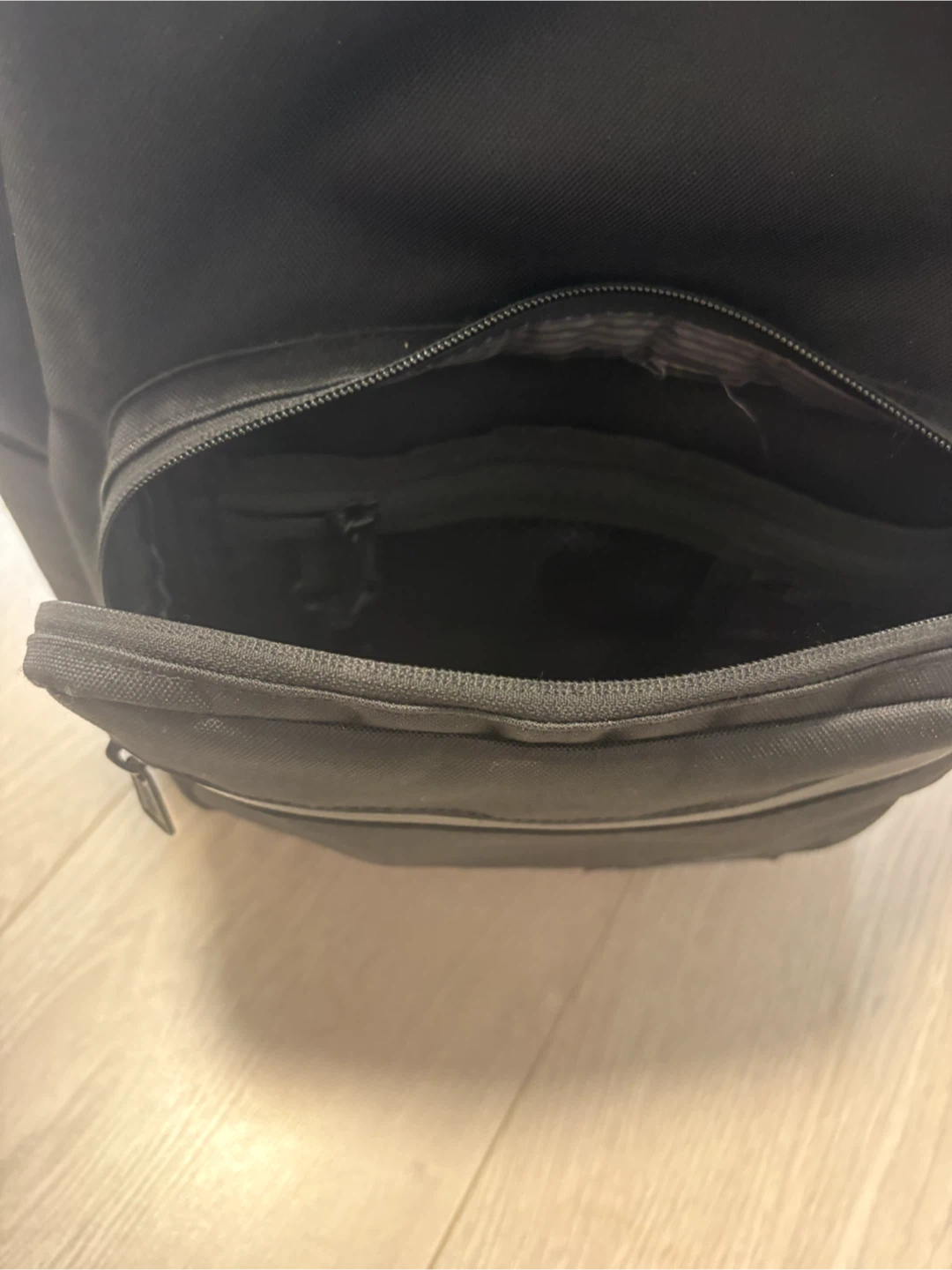 Herschel Black Backpack - photo 4