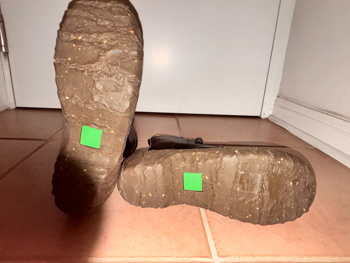 El Naturalista Vegan Black Boots never worn - photo 2