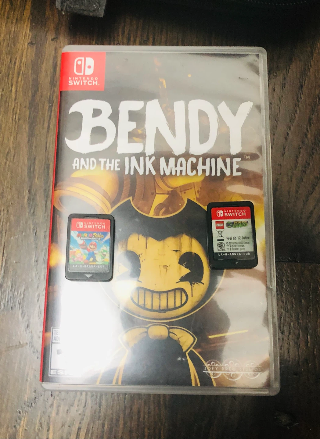 Nintendo Switch Case & Games Bundle - photo 4
