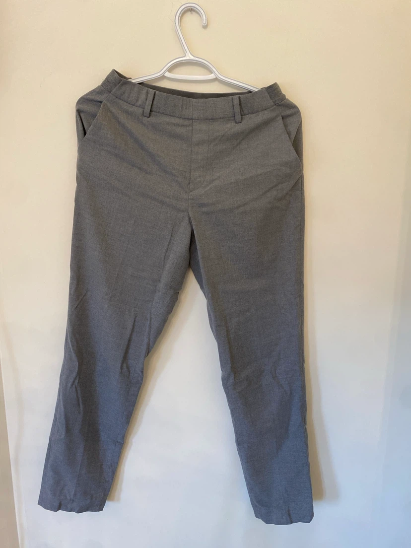 Uniqlo EZY anckle pants small - photo 2