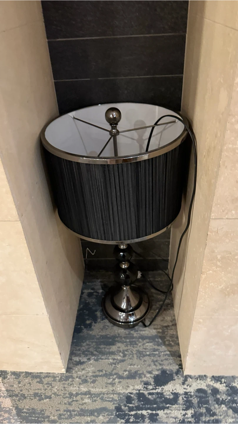 Lamp Shade -Like New - photo 3