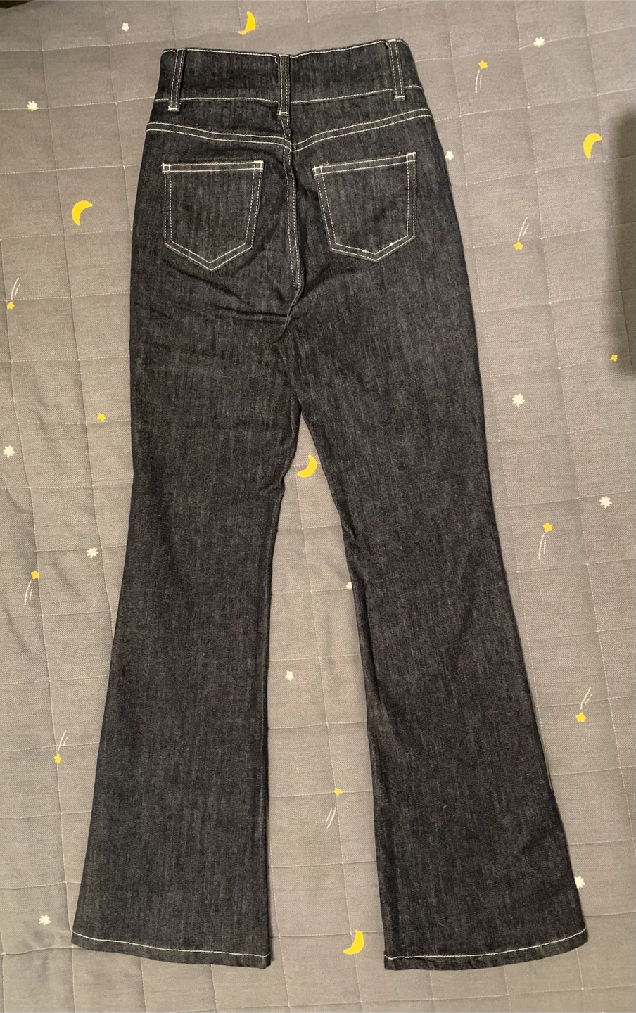 Non-bleed Raw Flared Dark Wash Denim - photo 2