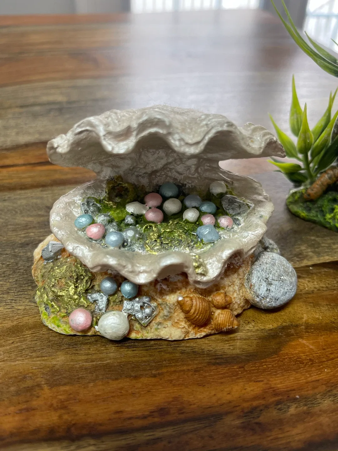 Aquarium Decorations - Clam Shell with Pearls & Bamboo Plant - photo 2