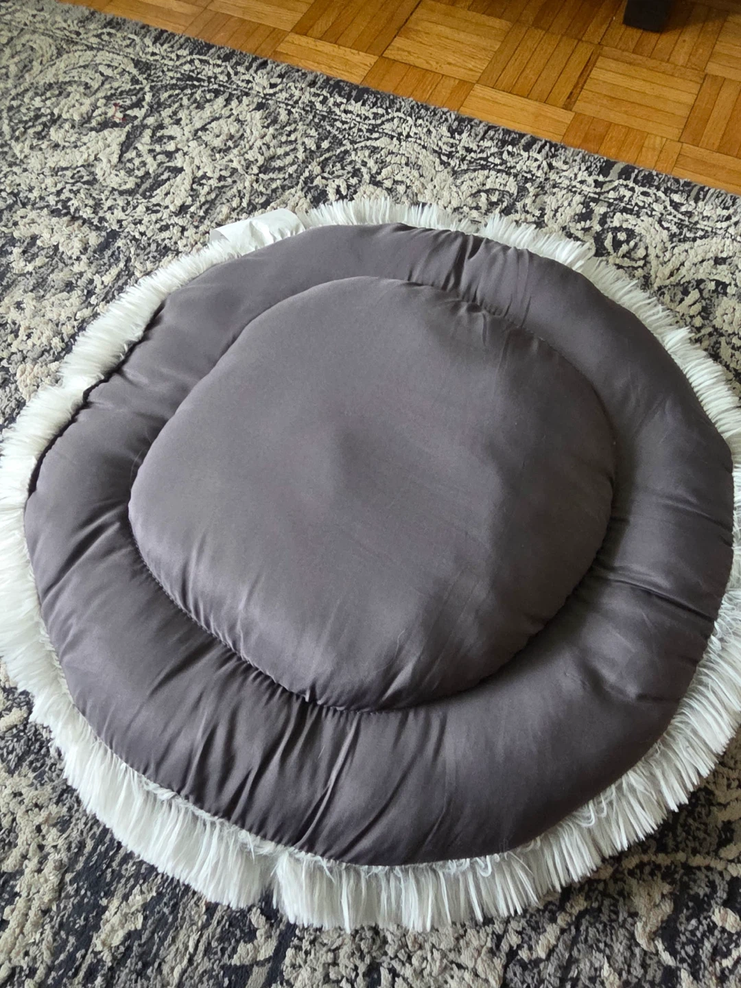 Plush Round Pet Bed - photo 3