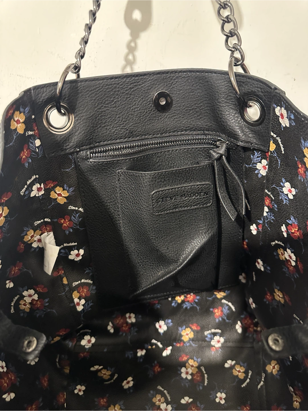 Steve Madden Black Tote Bag with Floral Lining - photo 3