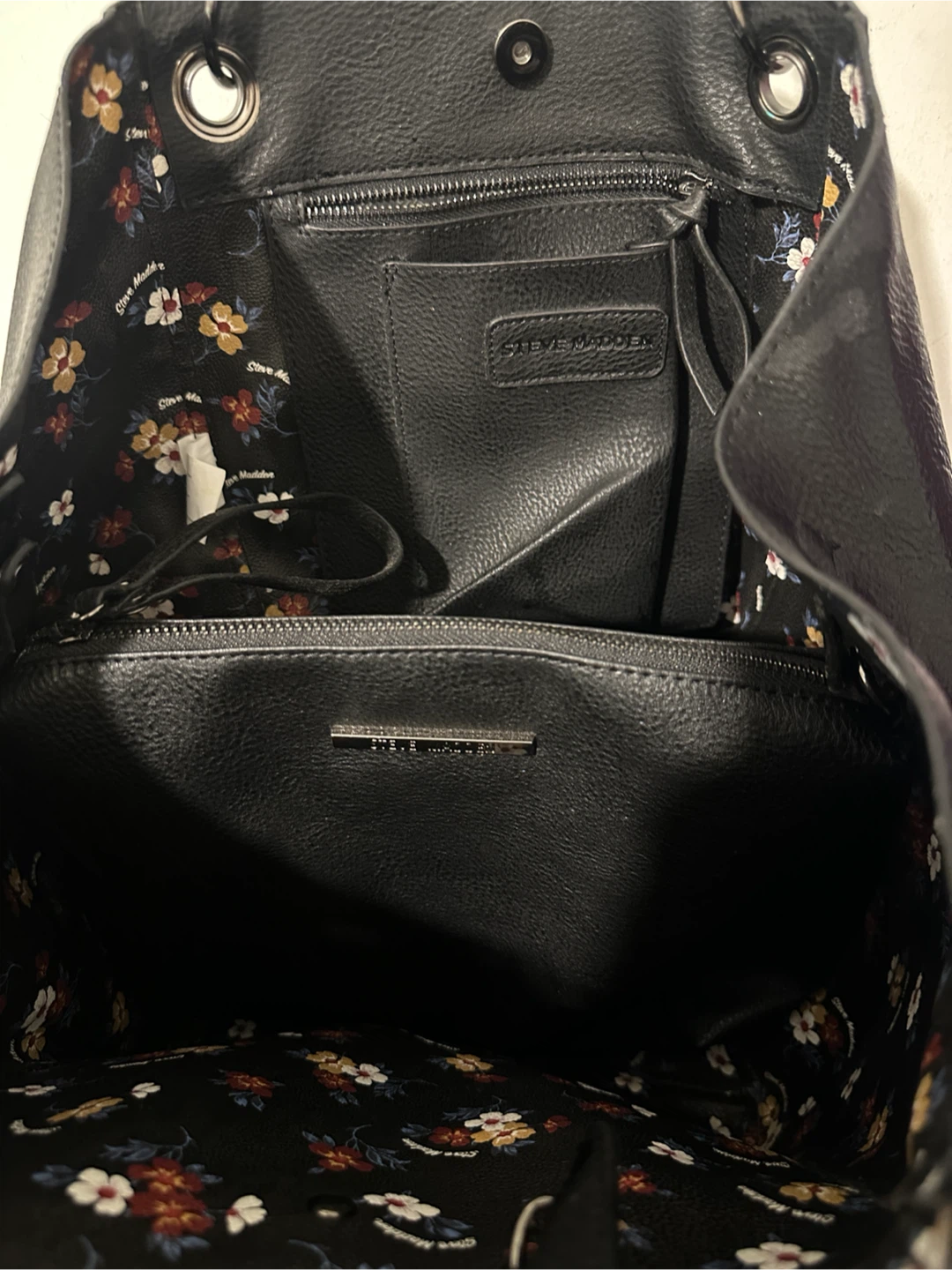 Steve Madden Black Tote Bag with Floral Lining - photo 4