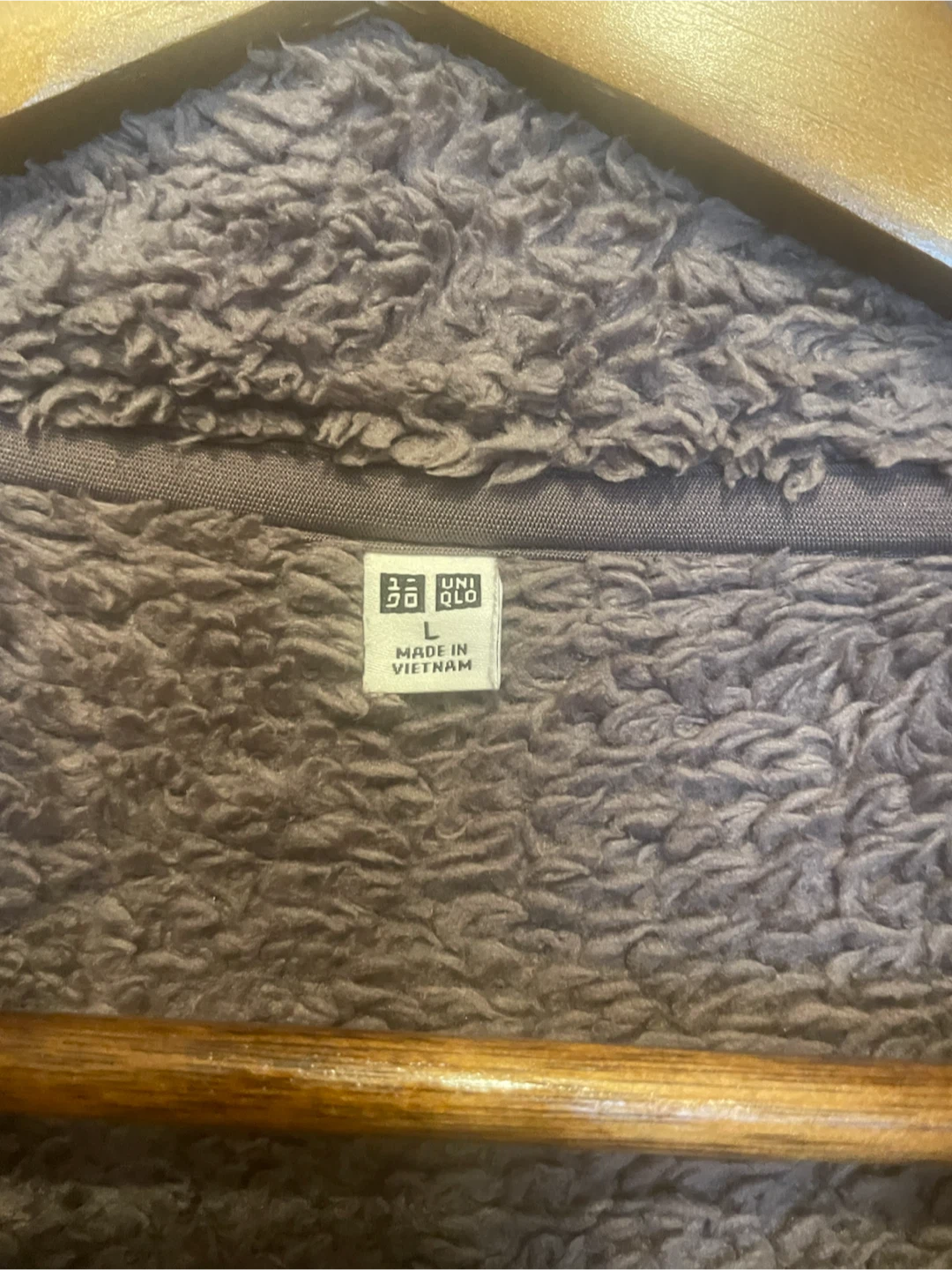UNIQLO Fleece Jacket - Size L - photo 2