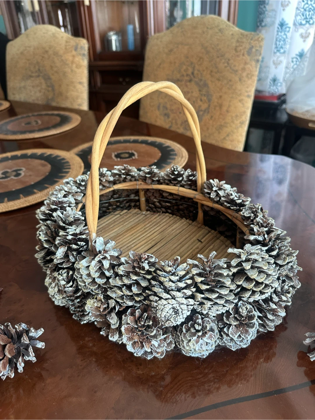 Handmade Pinecone Basket - photo 2