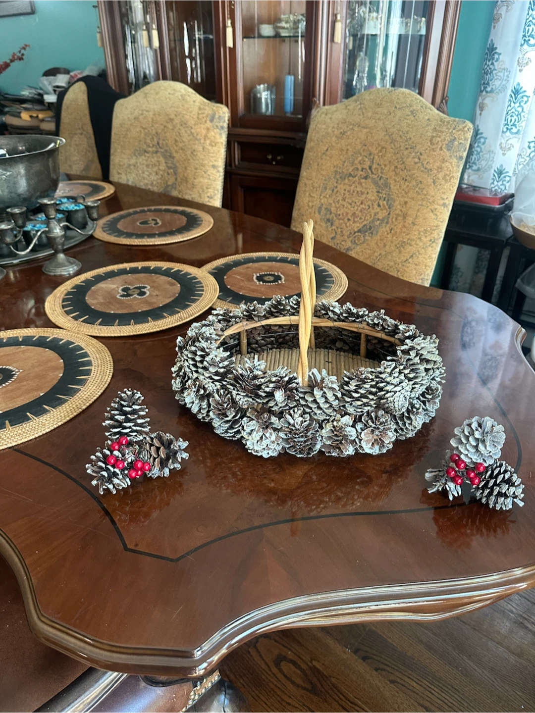 Handmade Pinecone Basket - photo 3