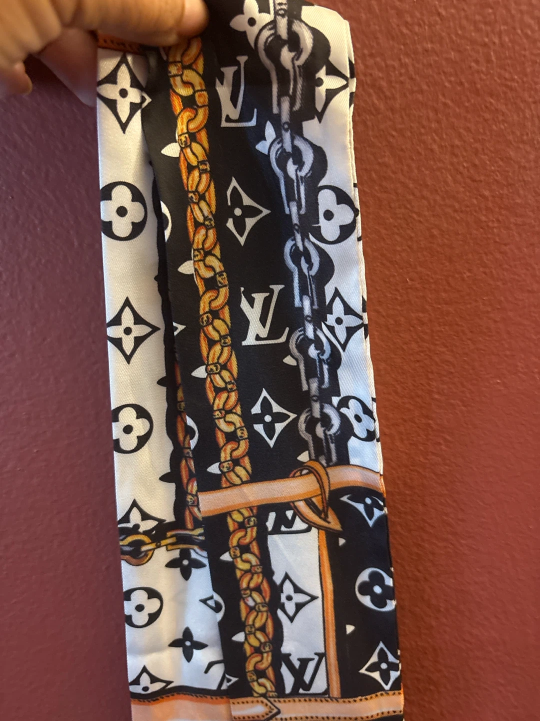 New LV Designer Print Silk Scarf - photo 5