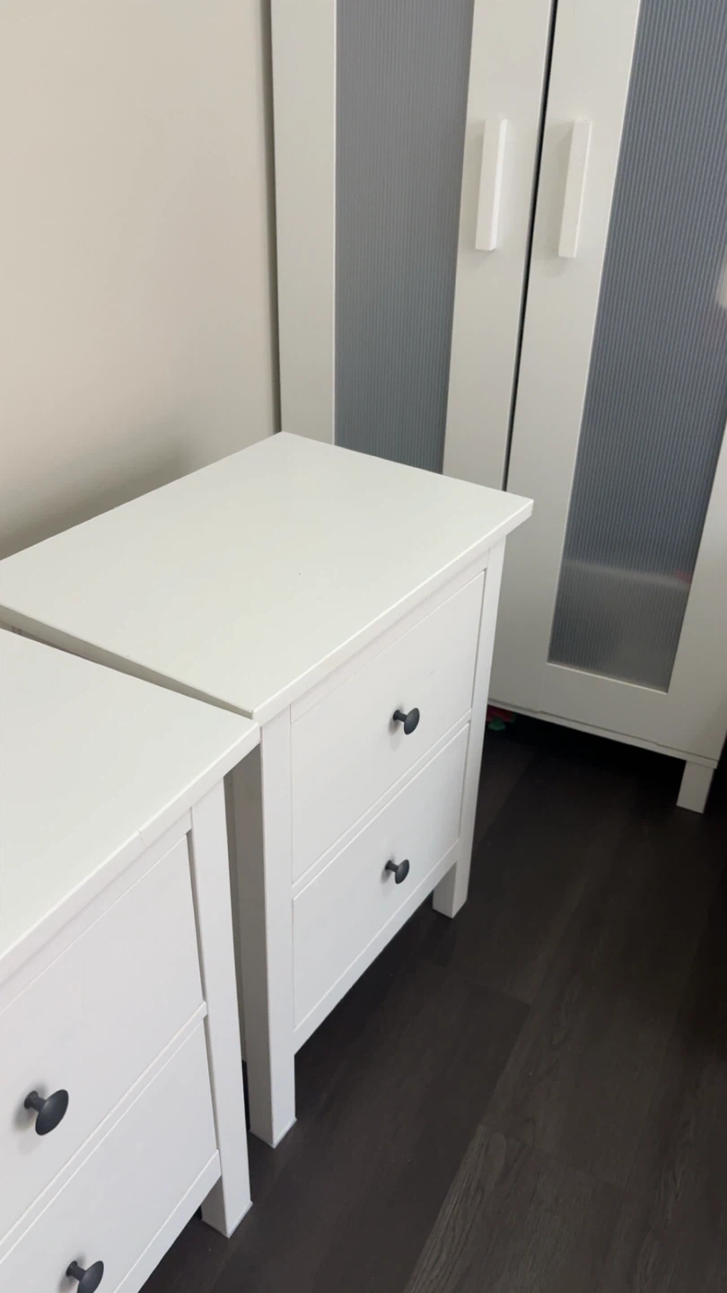 White 2-Drawer Nightstands (Pair) ($100 each) - photo 4