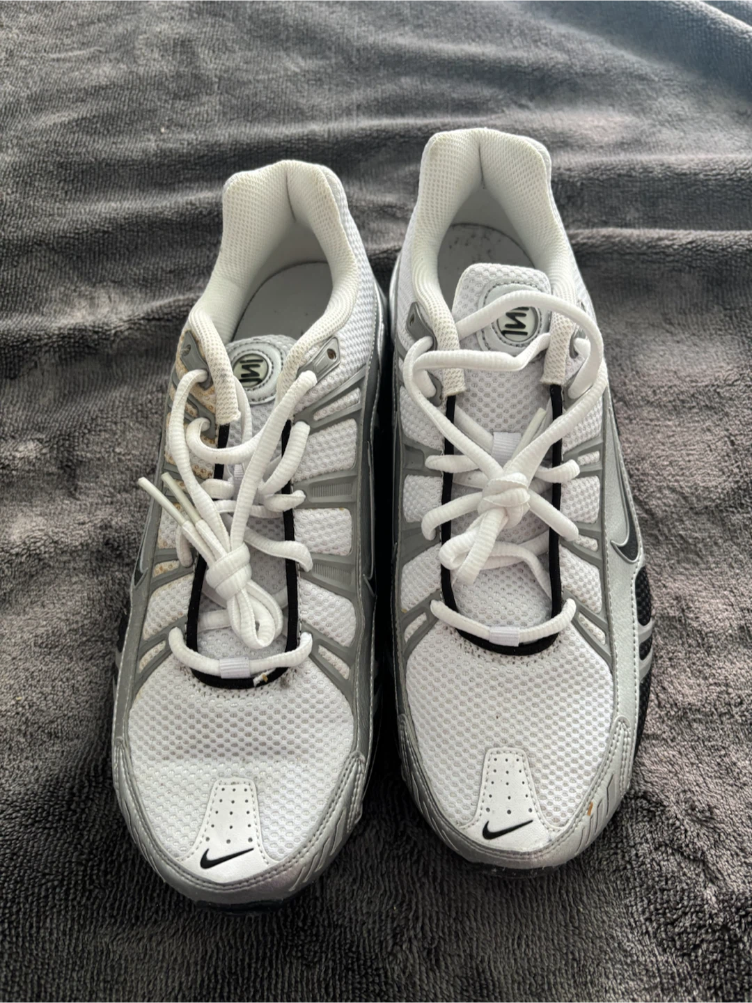 Nike Shox Men's Running Shoes size 8.5 - photo 2