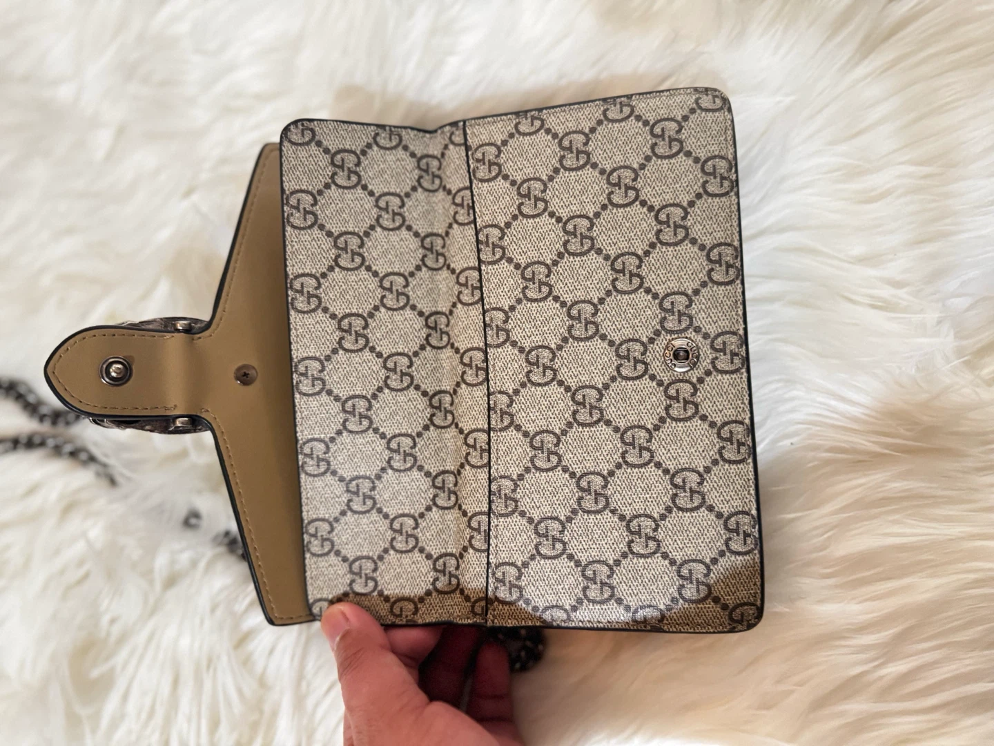Gucci Wallet on Chain - photo 4