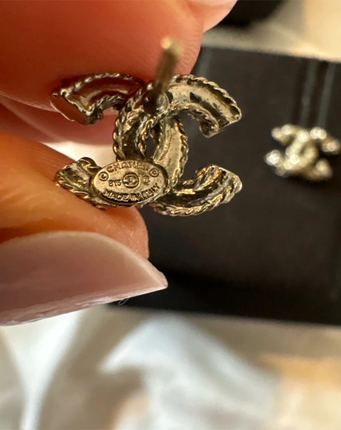 Chanel CC Stud Earrings - photo 2