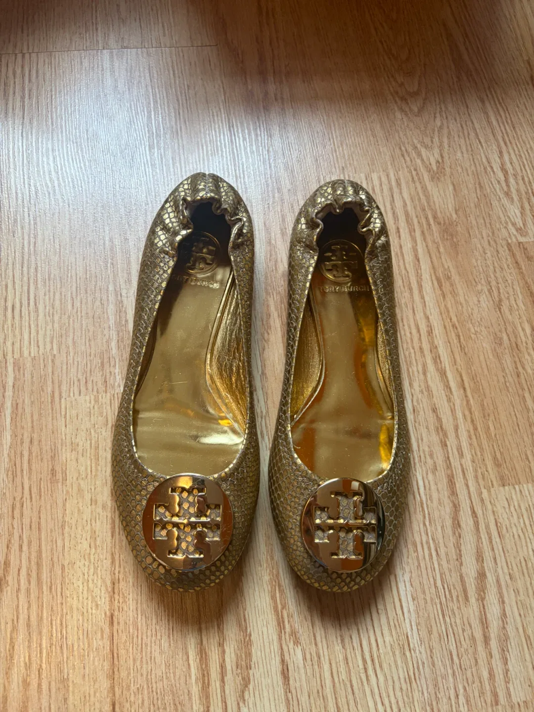 Tory Burch Gold Metallic Ballet Flats - size 7