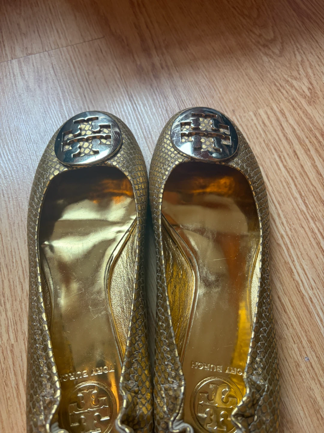 Tory Burch Gold Metallic Ballet Flats - size 7 - photo 4