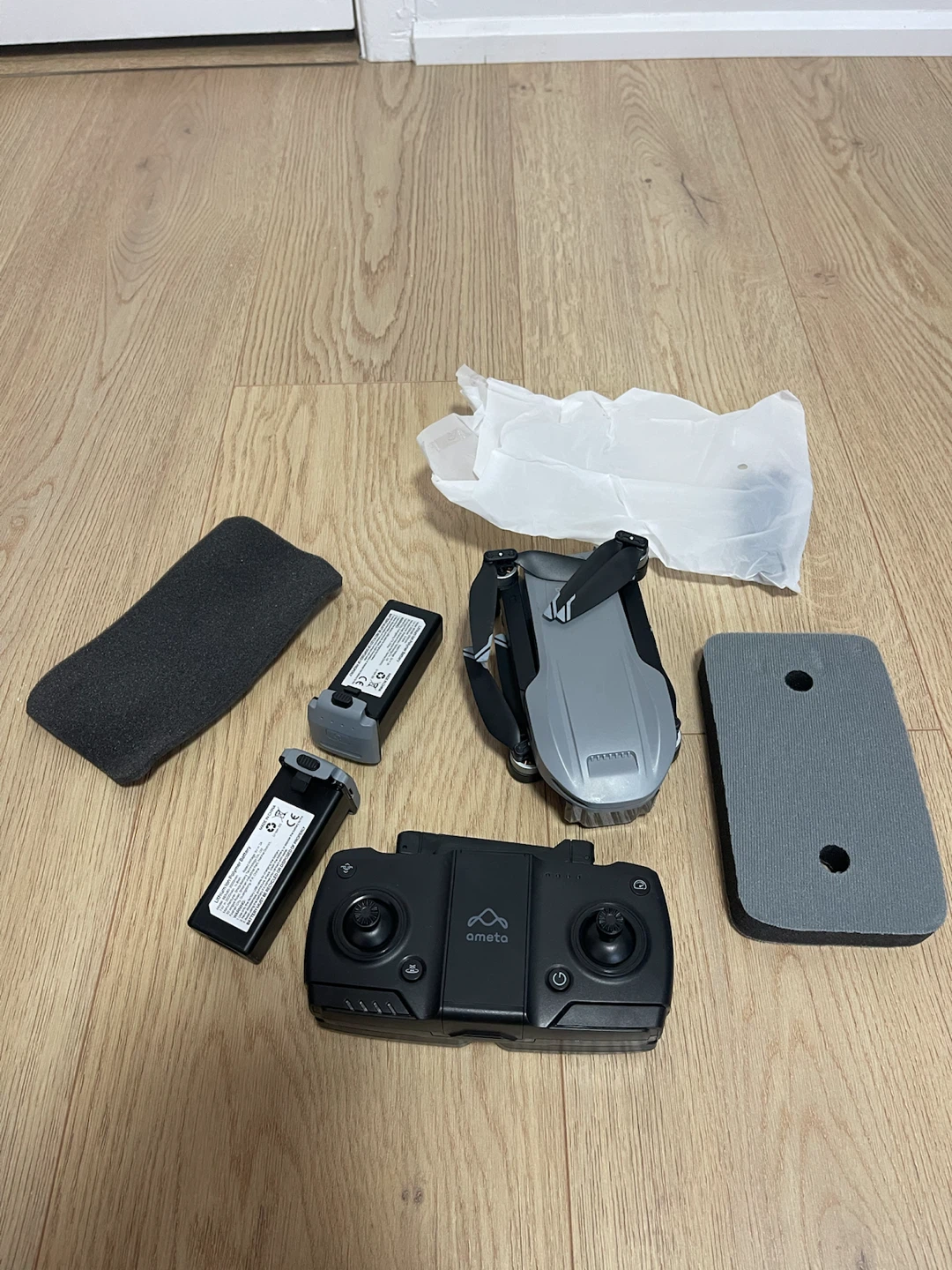 S50 Lite Drone with Accessories and Carrying Case - photo 2