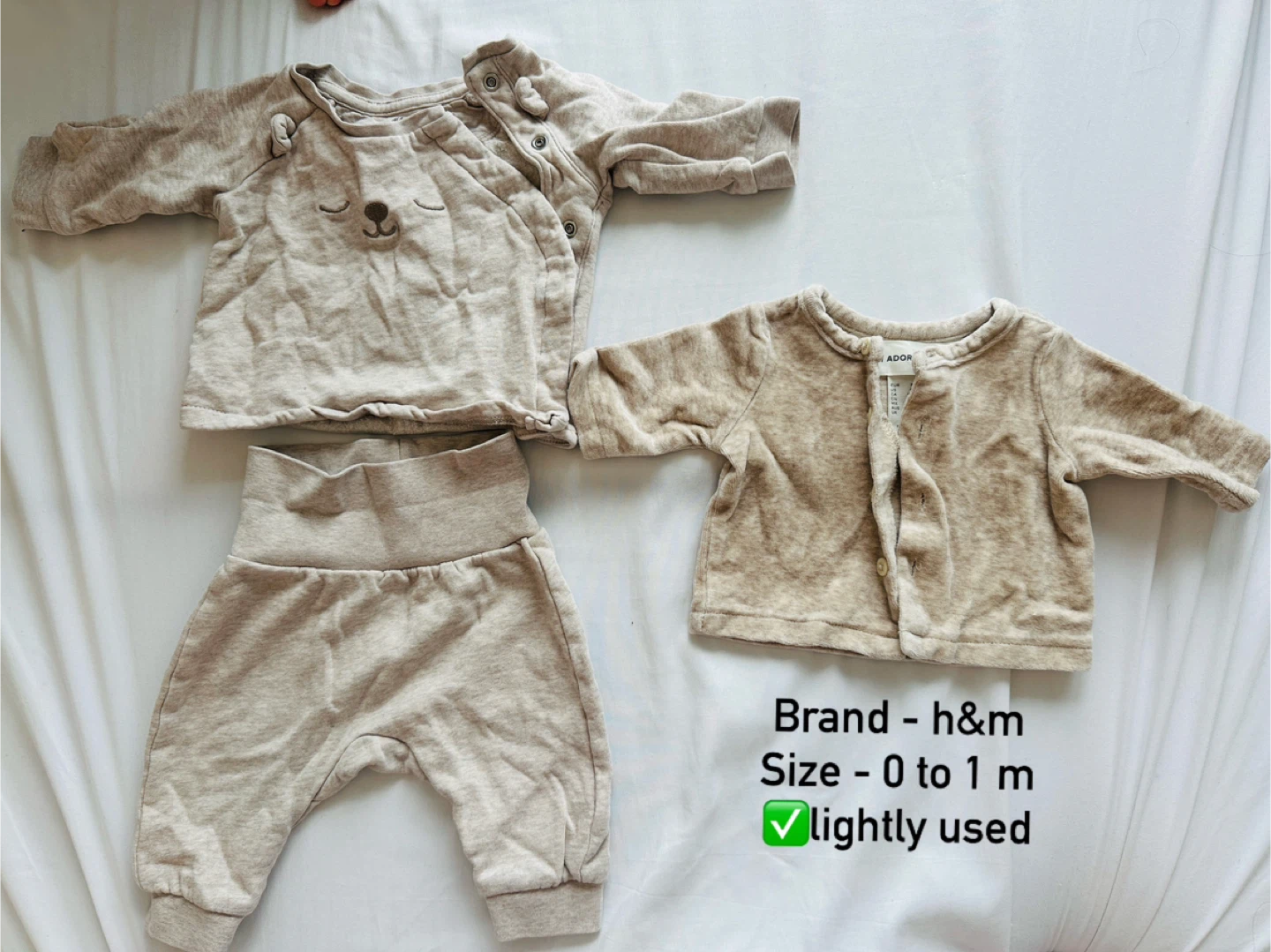 Baby girl Clothing Bundle (0-3m) - photo 5
