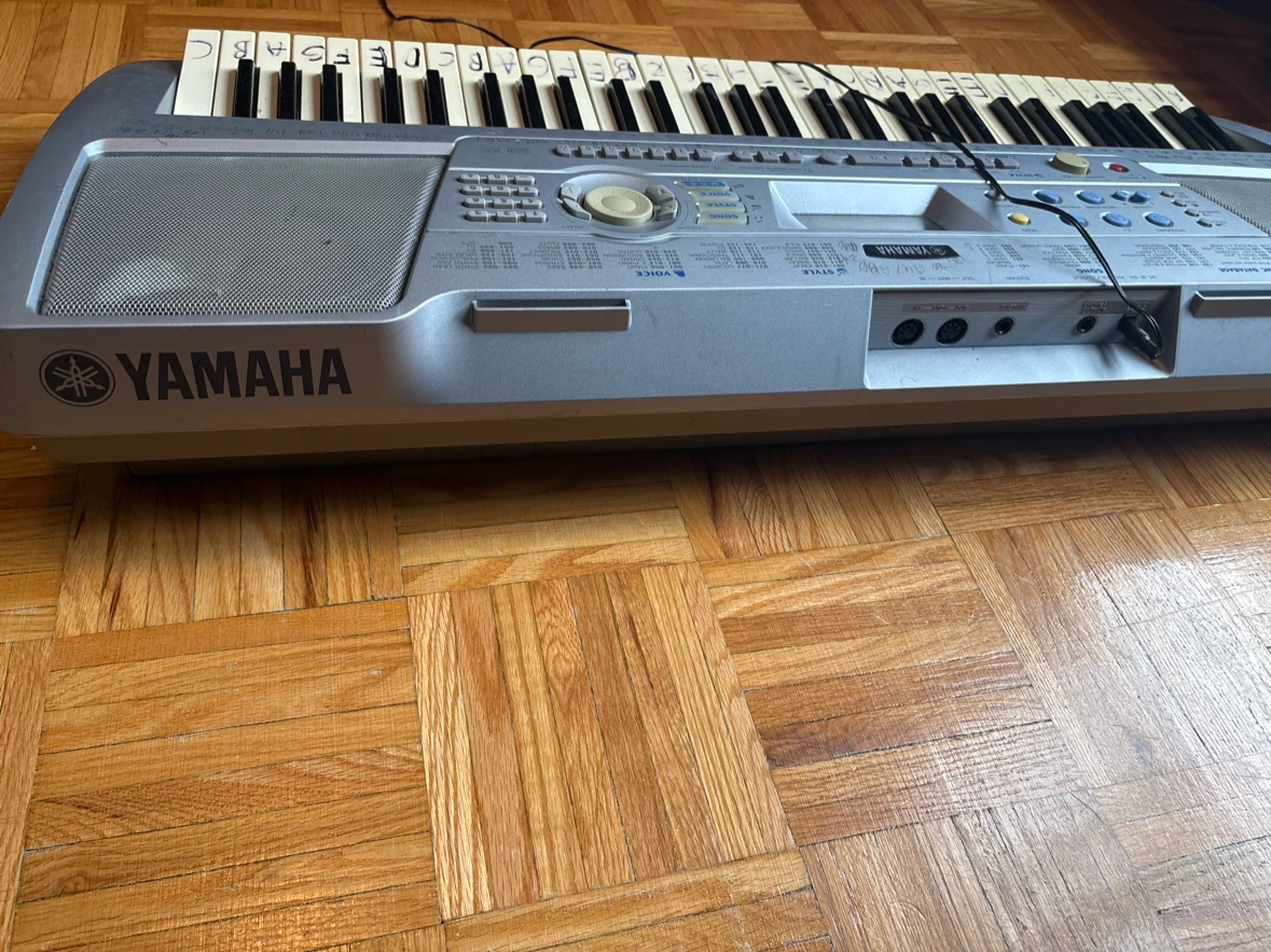 Yamaha PSR-292 Electronic Keyboard - photo 2