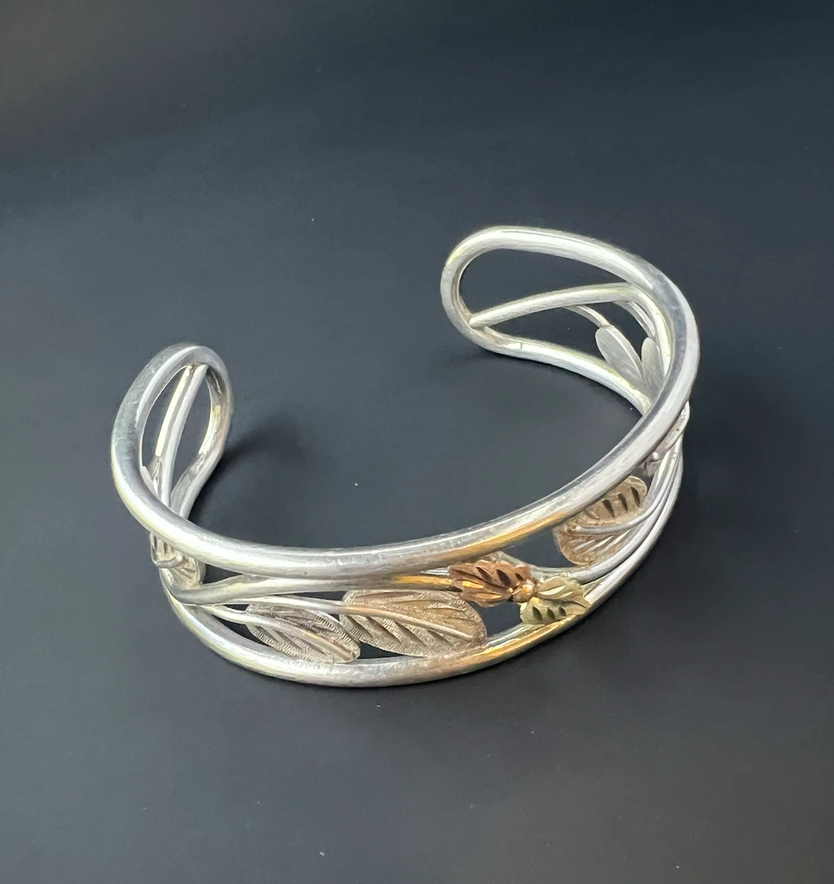 Vintage Black Hills Gold Sterling Silver Leaf Cuff Bracelet - photo 2