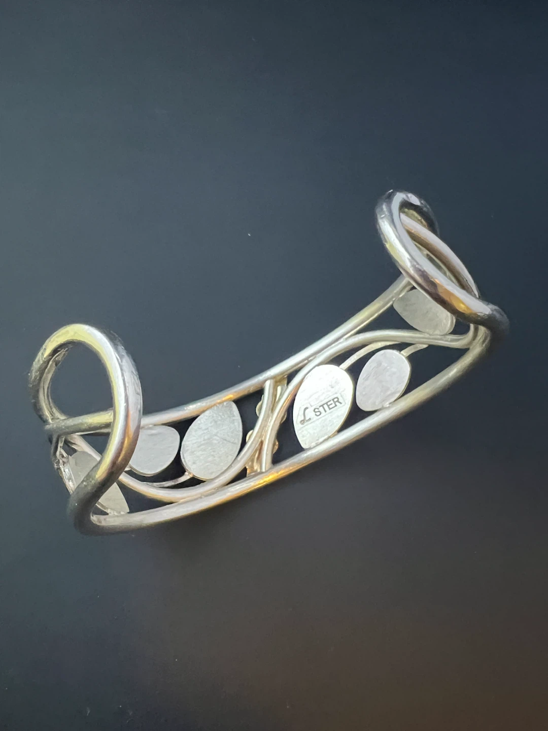 Vintage Black Hills Gold Sterling Silver Leaf Cuff Bracelet - photo 4